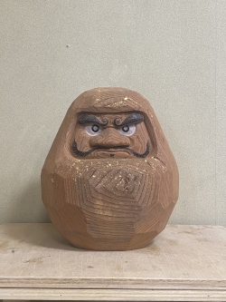 一刀彫　平井　和希 氏